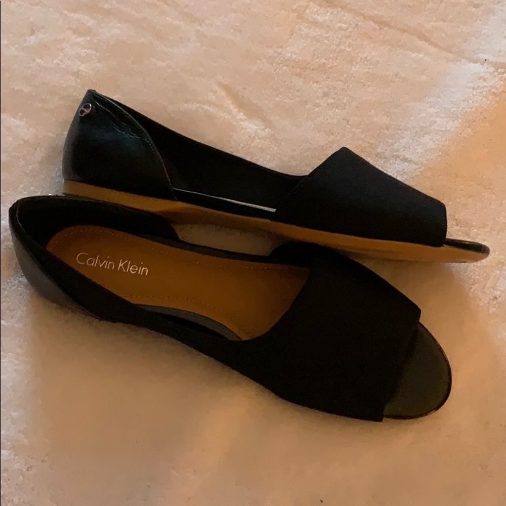 Black Calvin Klein Flats NWOT 6.5